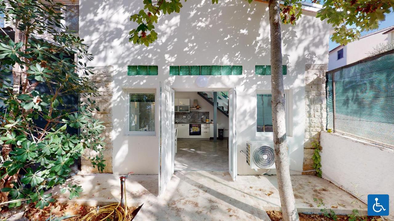 Apartments Mare Pula Exterior foto